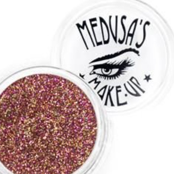 💙🌟🧚‍♀️MATERIAL GIRL Medusa Makeup Glitter Pot NWT - Picture 2 of 8